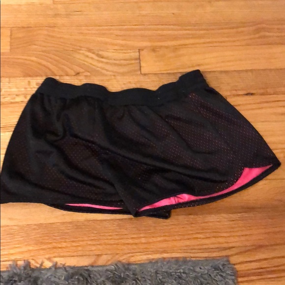 Small Champion athletic shorts - Picture 2 of 2